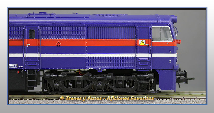 Locomotora diésel Serie 321 P-321-021 - Acciona