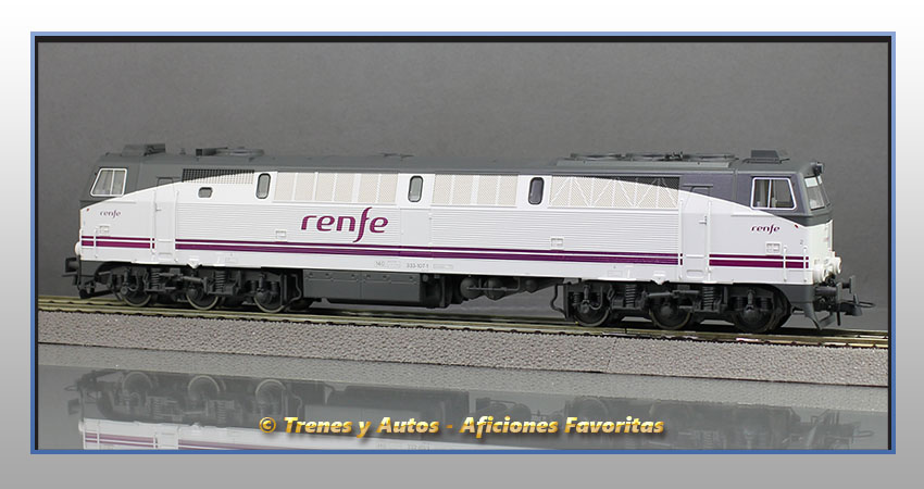 Locomotora diésel Serie 333 "Pantone" - Renfe