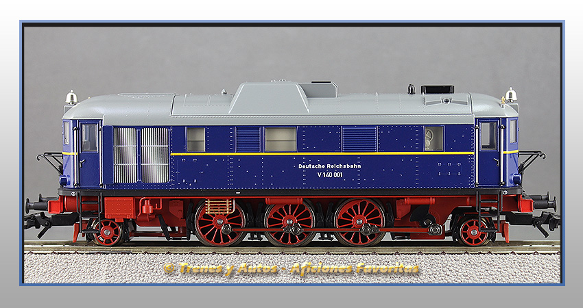 Locomotora diésel V-140 001 - DR