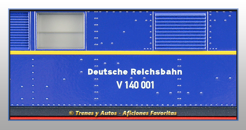Locomotora diésel V-140 001 - DR