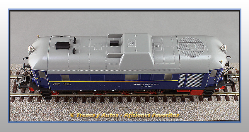 Locomotora diésel V-140 001 - DR