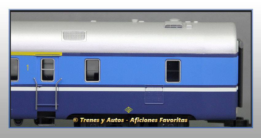 Automotor diésel 597 TER 9715 - Renfe (Coche remolque)