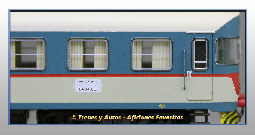 Automotor Fiat Serie 668 "Periquitos" - Renfe (Coche remolque)