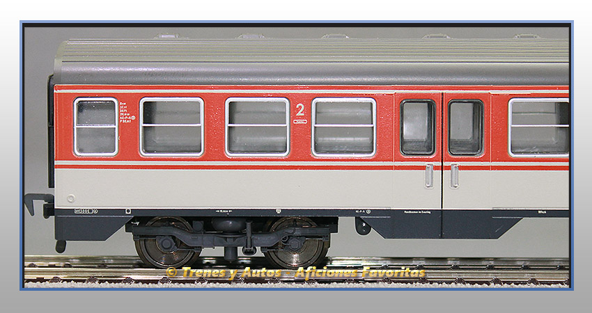 Automotor Serie 614 y coche intermedio Serie 914 - DB (Coche intermedio)