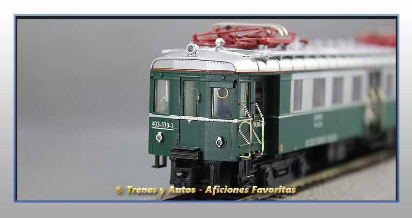 Automotor eléctrico Serie UT300 - Renfe (Coche motor)