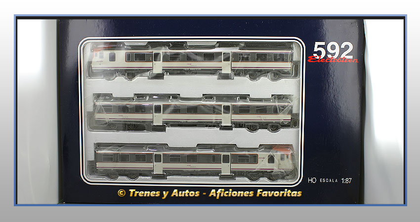 Automotor diésel Serie 592 "Renfe Operadora" Regionales - Renfe