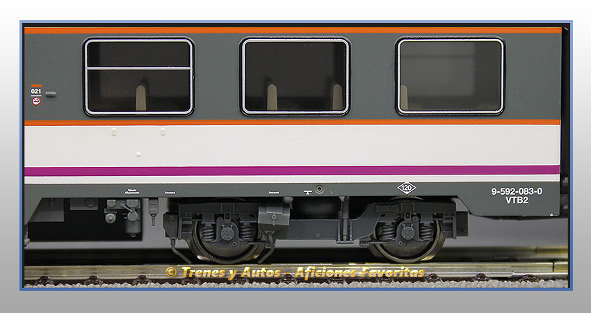 Automotor diésel Serie 592 "Renfe Operadora" Regionales - Renfe