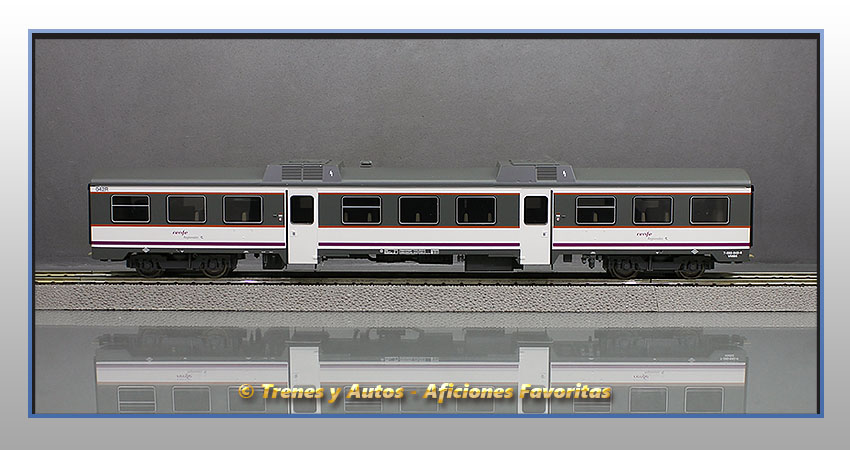 Automotor diésel Serie 592 "Renfe Operadora" Regionales - Renfe