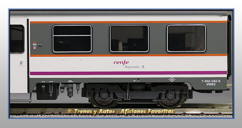 Automotor diésel Serie 592 "Renfe Operadora" Regionales - Renfe