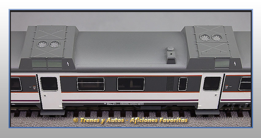 Automotor diésel Serie 592 "Renfe Operadora" Regionales - Renfe