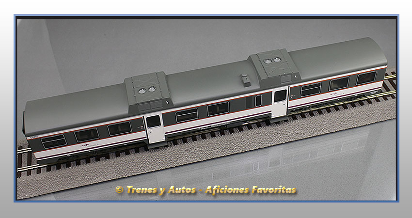 Automotor diésel Serie 592 "Renfe Operadora" Regionales - Renfe