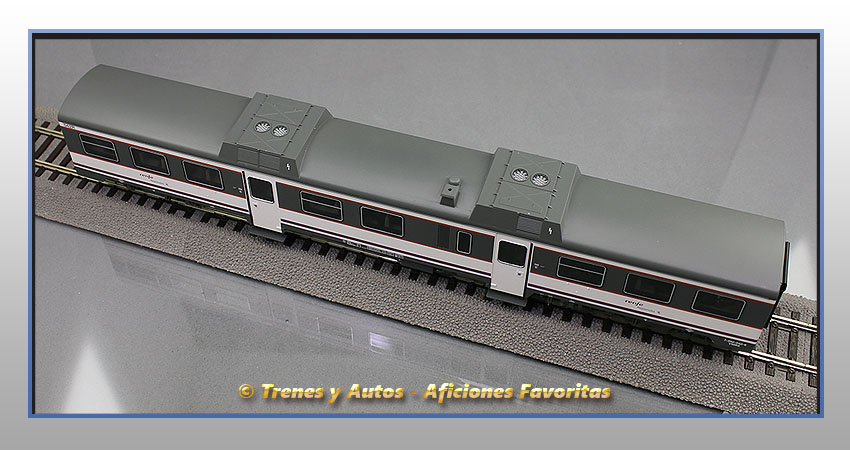 Automotor diésel Serie 592 "Renfe Operadora" Regionales - Renfe