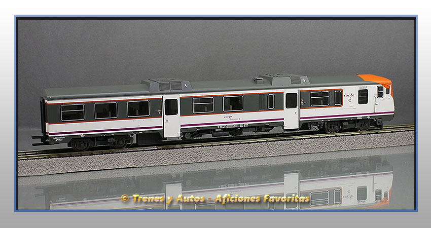 Automotor diésel Serie 592 "Renfe Operadora" Regionales - Renfe