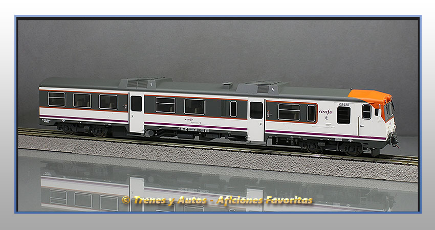 Automotor diésel Serie 592 "Renfe Operadora" Regionales - Renfe