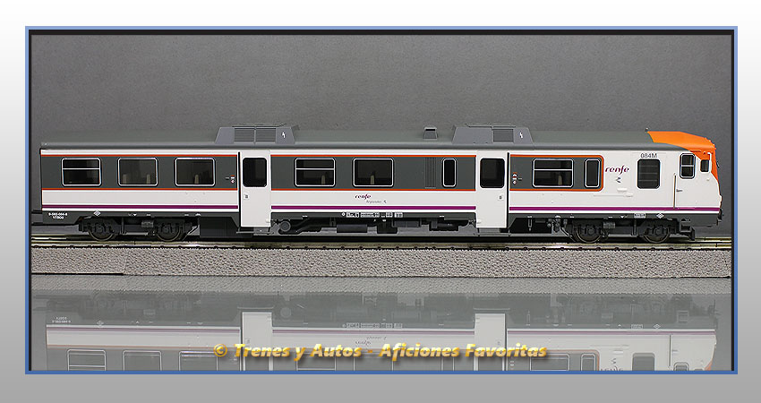 Automotor diésel Serie 592 "Renfe Operadora" Regionales - Renfe