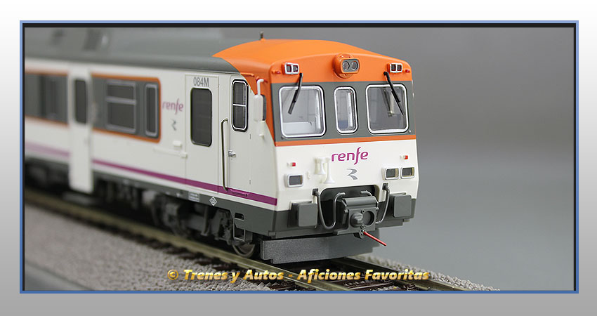 Automotor diésel Serie 592 "Renfe Operadora" Regionales - Renfe