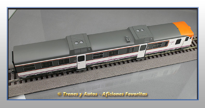 Automotor diésel Serie 592 "Renfe Operadora" Regionales - Renfe