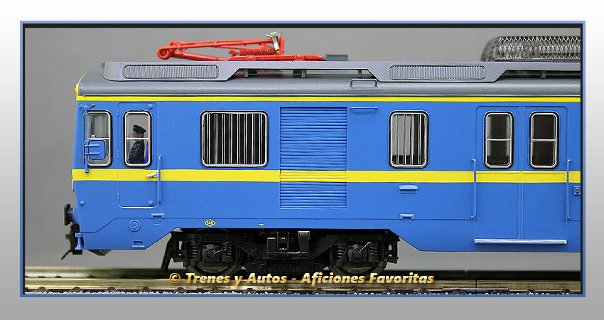 Coche motor con cabina UT 440 - Renfe