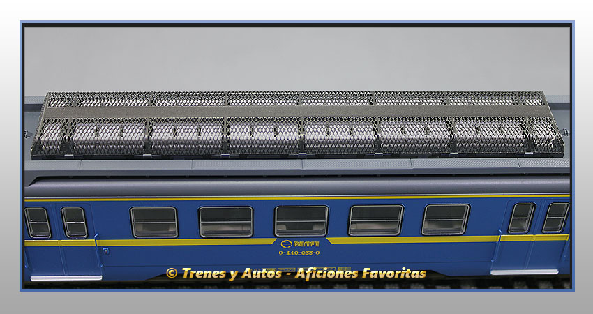 Coche motor con cabina UT 440 - Renfe