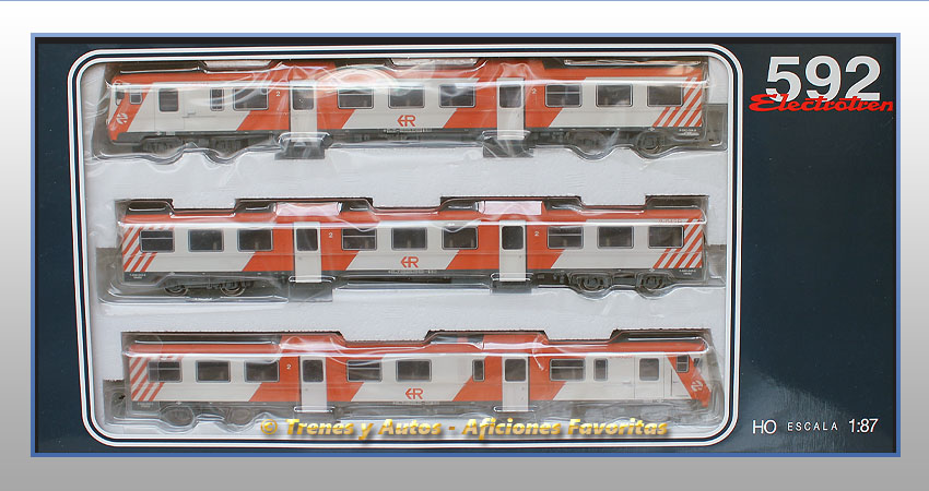 Automotor diésel Serie 592 UN Regionales - Renfe