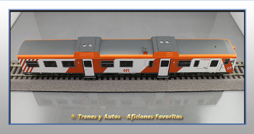 Automotor diésel Serie 592 UN Regionales - Renfe