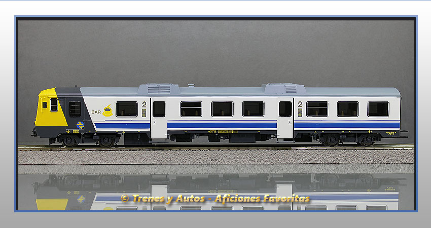 Automotor diésel 592.200 Coche 2ª Clase y Bar - Renfe