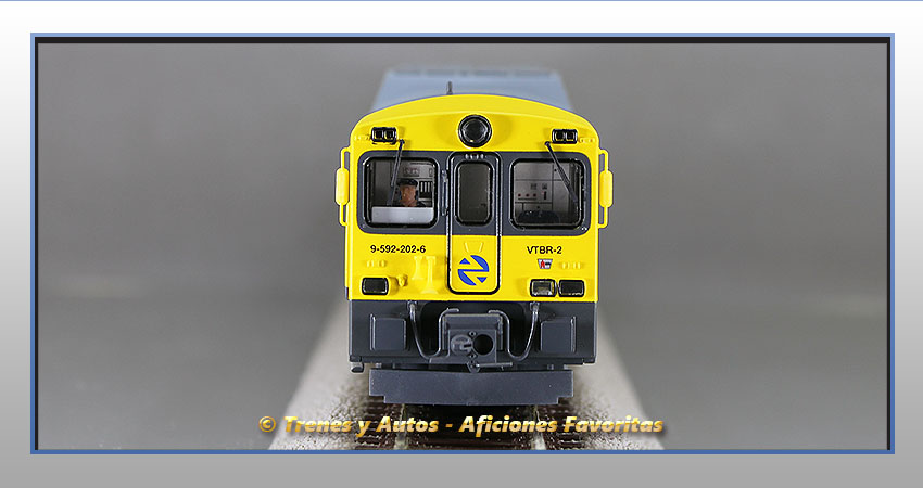 Automotor diésel 592.200 Coche 2ª Clase y Bar - Renfe