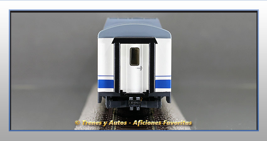 Automotor diésel 592.200 Coche 2ª Clase y Bar - Renfe