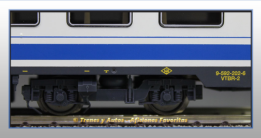 Automotor diésel 592.200 Coche 2ª Clase y Bar - Renfe