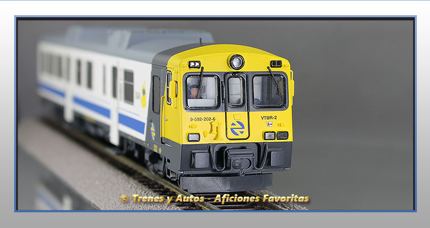 Automotor diésel 592.200 Coche 2ª Clase y Bar - Renfe