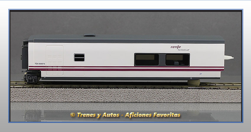 Coche cafetería Talgo TC4-606016 "Renfe Operadora" - Renfe