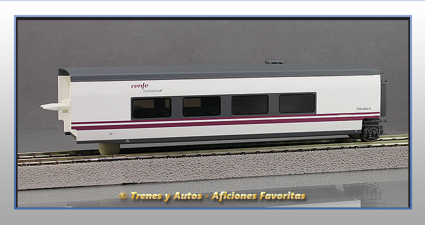 Coche cafetería Talgo TC4-606016 "Renfe Operadora" - Renfe