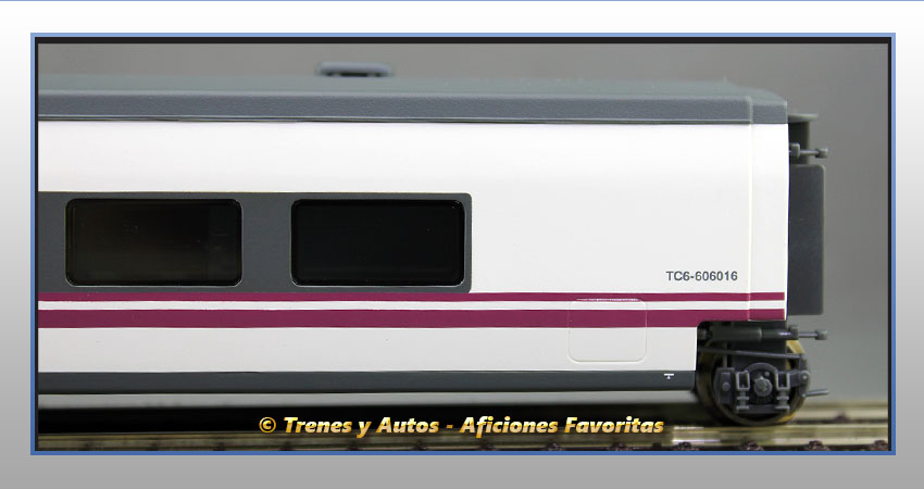 Coche cafetería Talgo TC4-606016 "Renfe Operadora" - Renfe