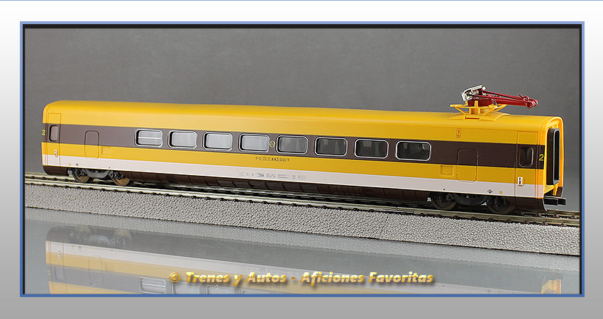 Electrotren basculante Serie 443 "El Platanito" - Coche intermedio 2ª Clase - Renfe