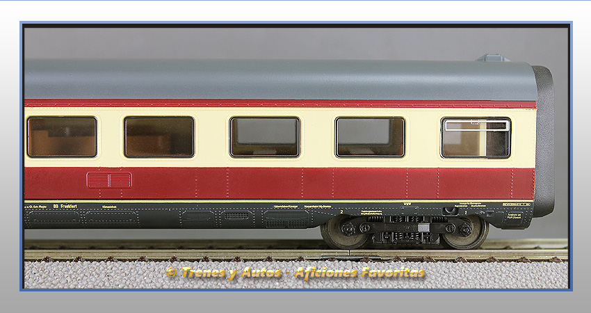 Tren automotor diésel Serie 601 VT 11.5 "Helvetia" - Coche cafetería - DB