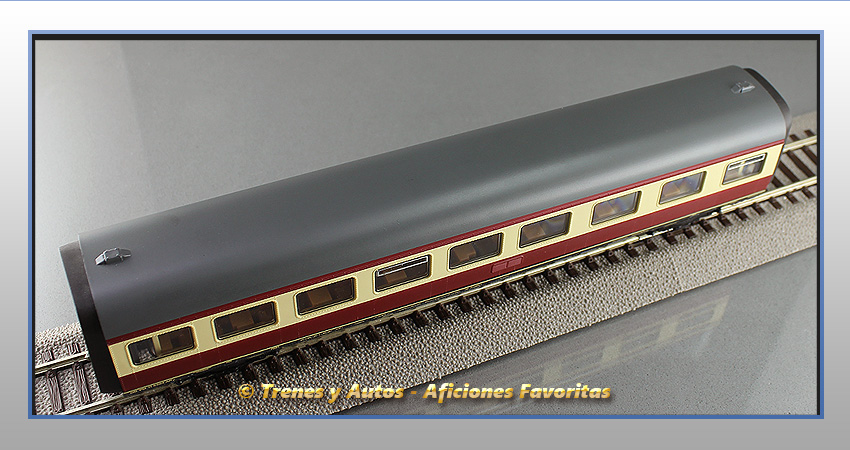 Tren automotor diésel Serie 601 VT 11.5 "Helvetia" - Coche cafetería - DB