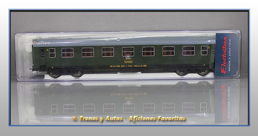 Coche pasajeros serie 5000 BB1-5235 2ª Clase - Renfe