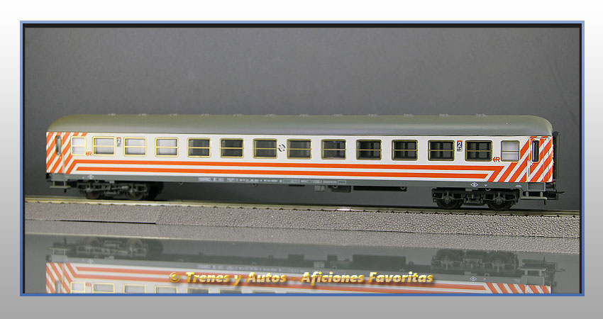 Coche pasajeros Serie 16000 "Regionales" - Renfe