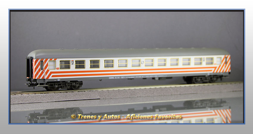 Coche pasajeros Serie 16000 "Regionales· - Renfe