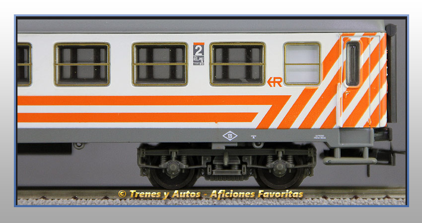 Coche pasajeros Serie 16000 "Regionales· - Renfe