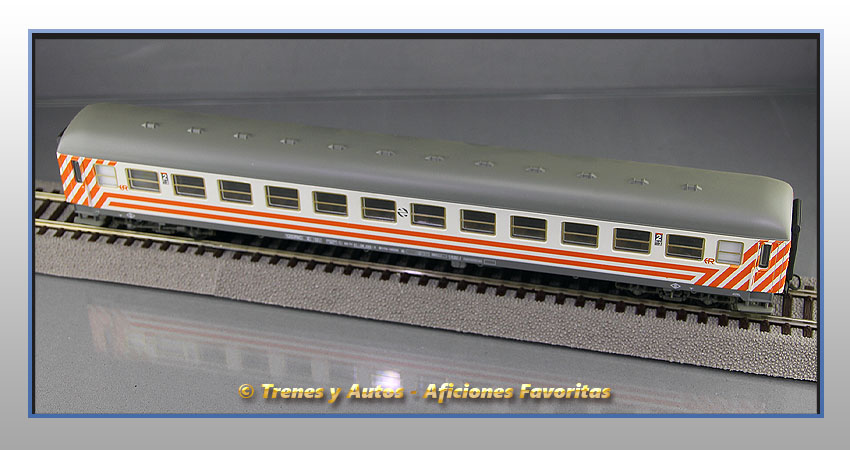 Coche pasajeros Serie 16000 "Regionales· - Renfe