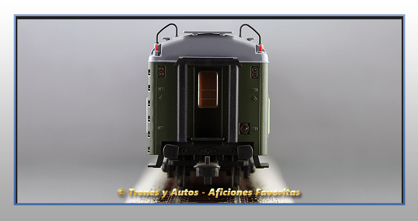 Coche pasajeros Serie 5000 BB1 5255 - Renfe