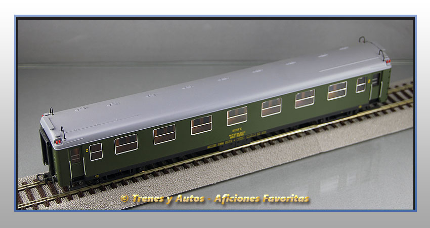 Coche pasajeros Serie 5000 BB1 5255 - Renfe