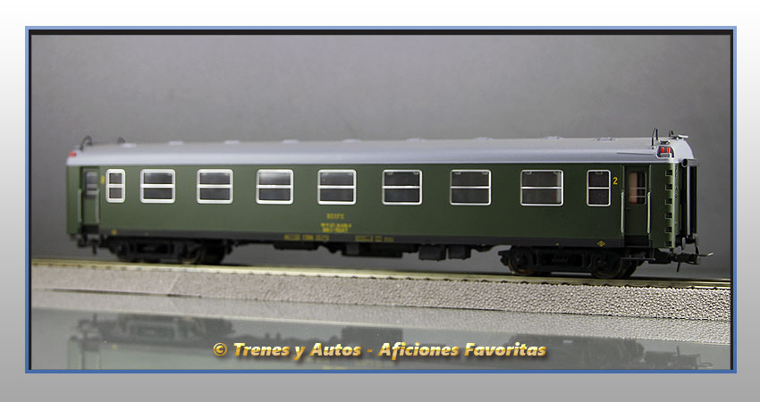 Coche pasajeros Serie 5000 BB1 5247 - Renfe