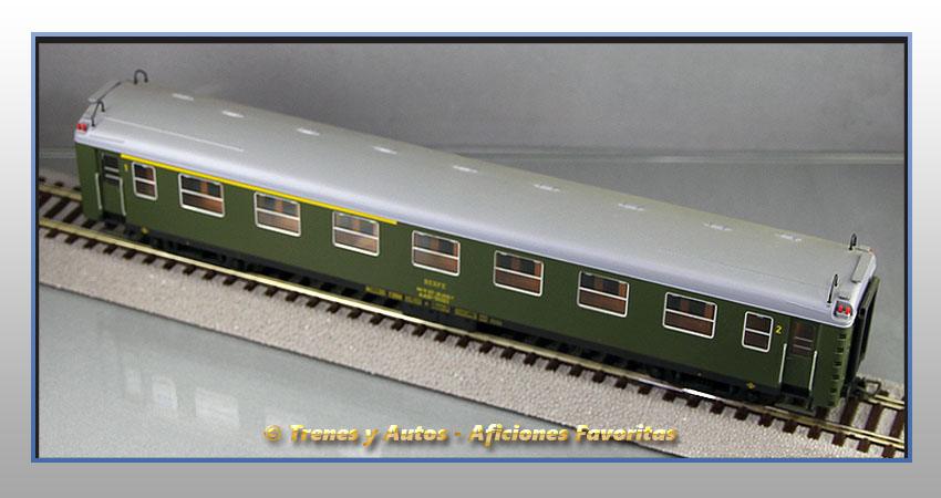 Coche pasajeros Serie 5000 AAB-5021 - Renfe