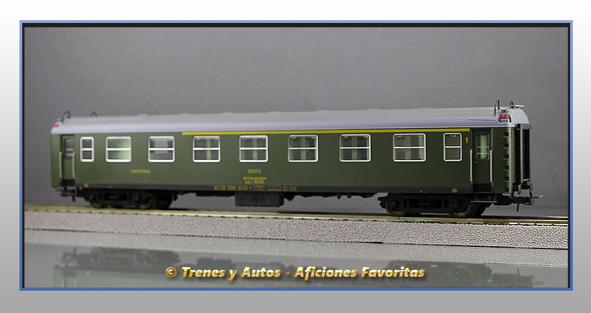 Coche pasajeros Serie 5000 AAR-5058 - Renfe