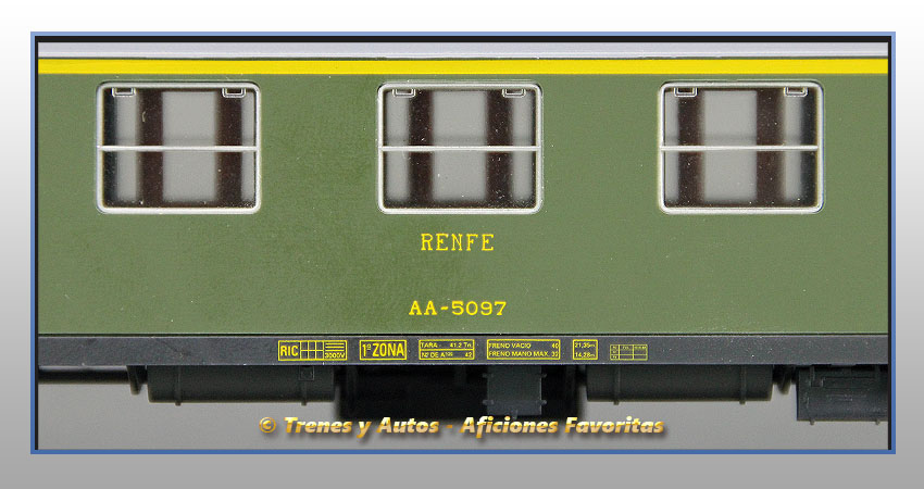 Coche pasajeros Serie 5000 AA-5097 - Renfe