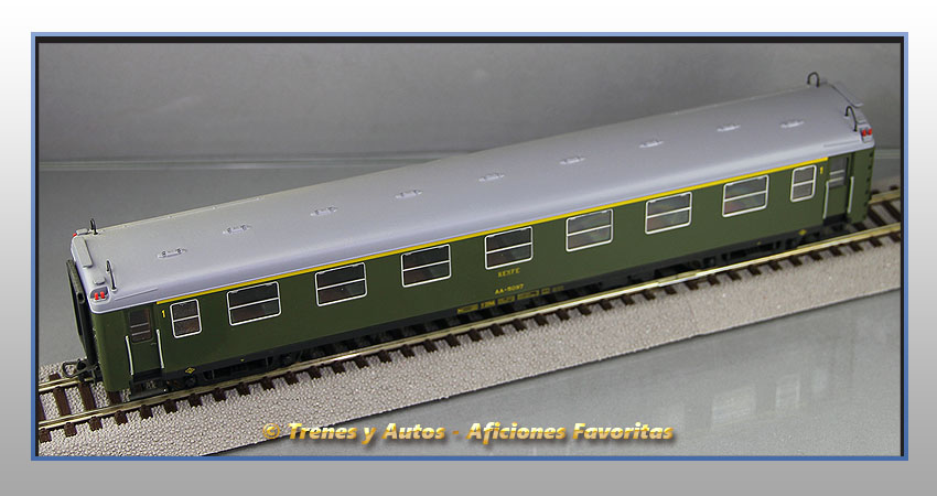 Coche pasajeros Serie 5000 AA-5097 - Renfe