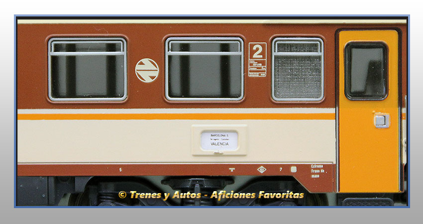 Coche pasajeros Serie 10000 BB-10220 "Estrella" - Renfe