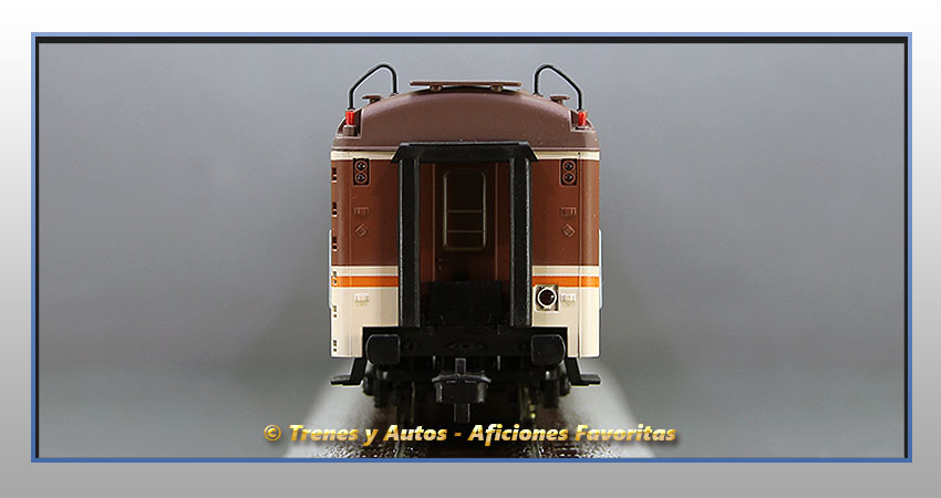 Coche pasajeros Serie 5000 BB1-5297 "Estrella" - Renfe